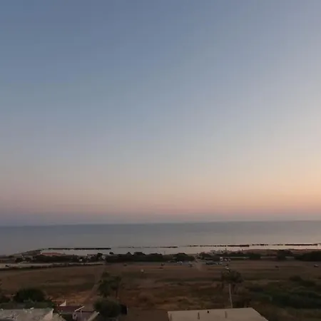 Holiday home Zina, Terrazza Sul Mediterraneo.