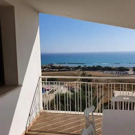 Zina, Terrazza Sul Mediterraneo. Holiday home