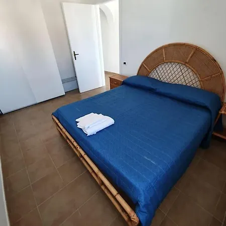 Holiday home Zina, Terrazza Sul Mediterraneo.